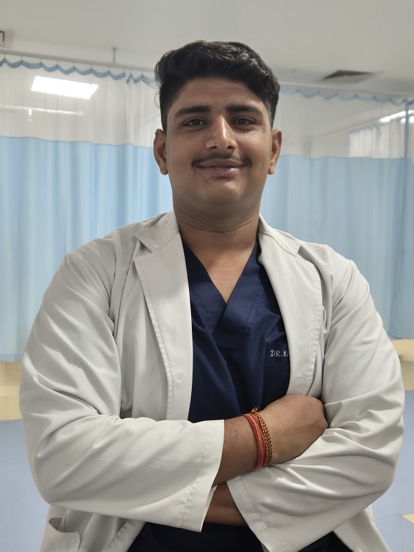 Dr Kartik Upadhyay PT